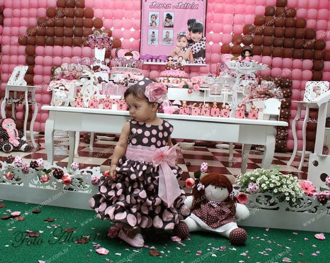 Festa de bebê menina marrom e rosa