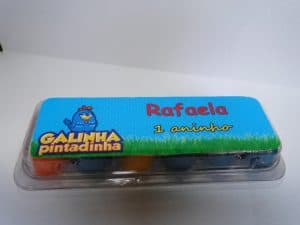 ideias de convite da Galinha Pintadinha, Convite na caixinha chiclete em formato de ovos